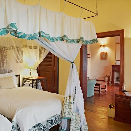 ליבינגסטון Stanley Safari Lodge מראה חיצוני תמונה