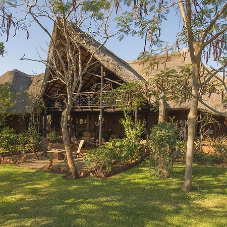 ליבינגסטון Stanley Safari Lodge מראה חיצוני תמונה