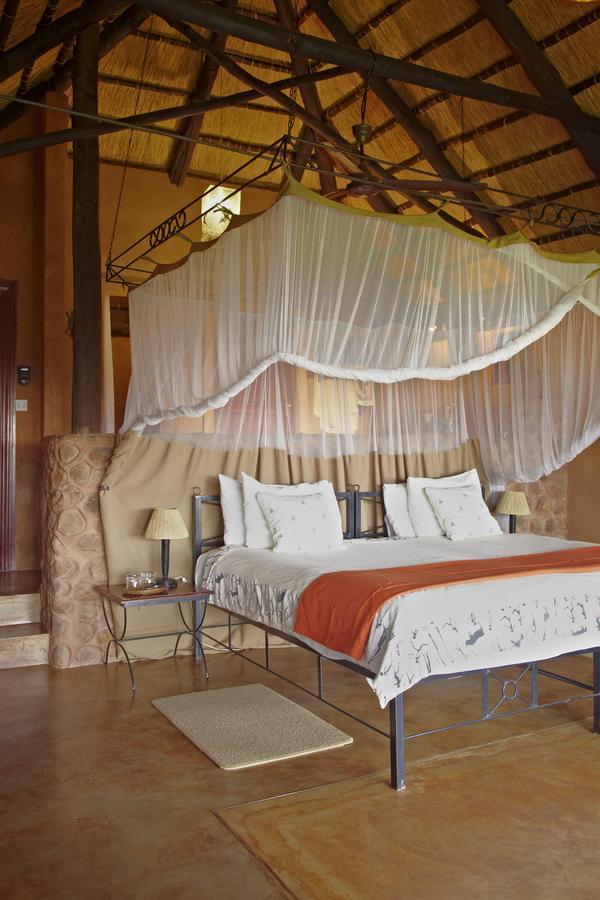 ליבינגסטון Stanley Safari Lodge מראה חיצוני תמונה