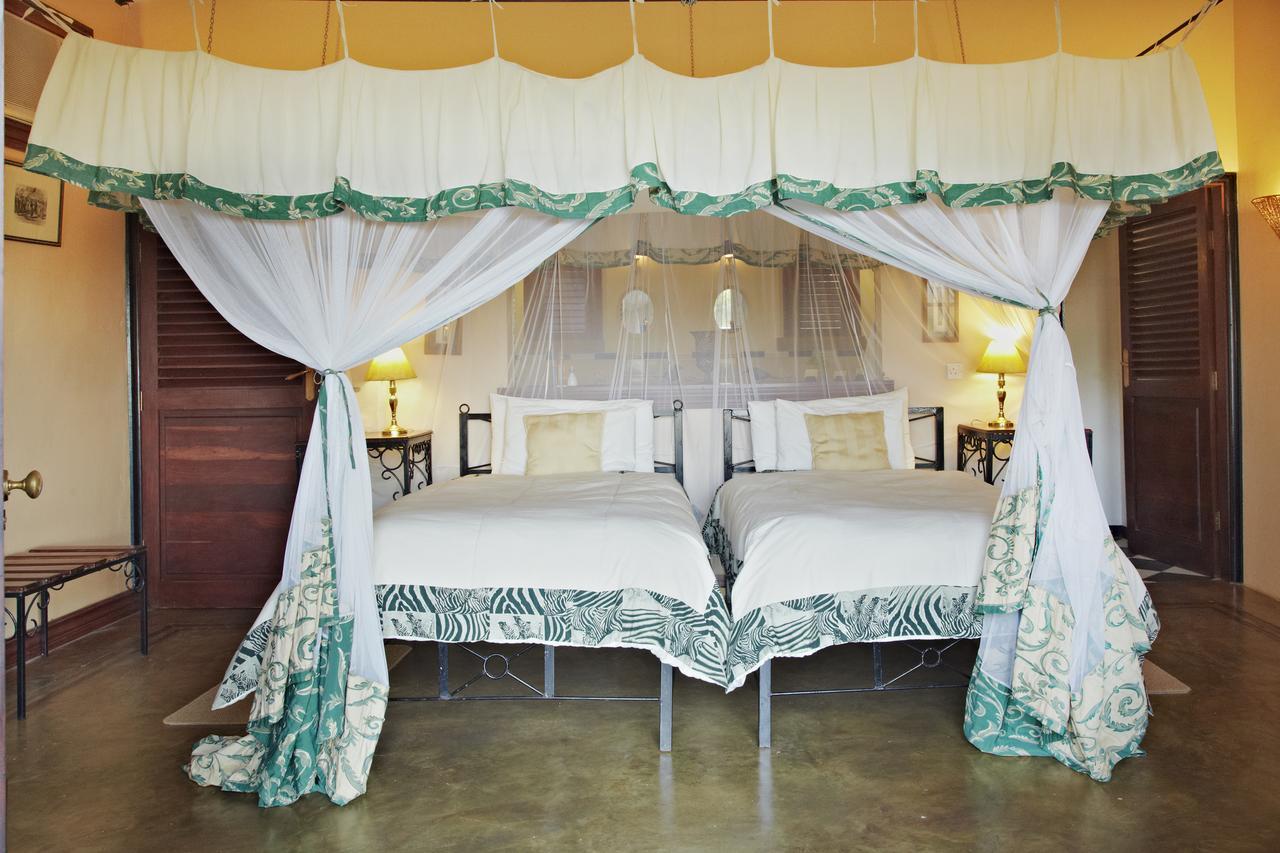 ליבינגסטון Stanley Safari Lodge מראה חיצוני תמונה