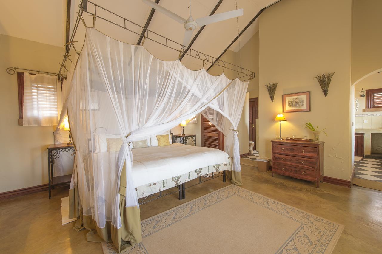 ליבינגסטון Stanley Safari Lodge מראה חיצוני תמונה